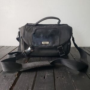 Nikon Camera Case Bag Black Strap 11714 Padded